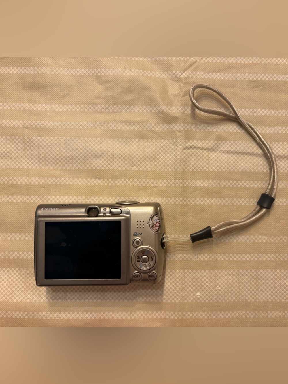 Canon PowerShot SD850 IS Silver Digital Camera - Picture 7 of 8